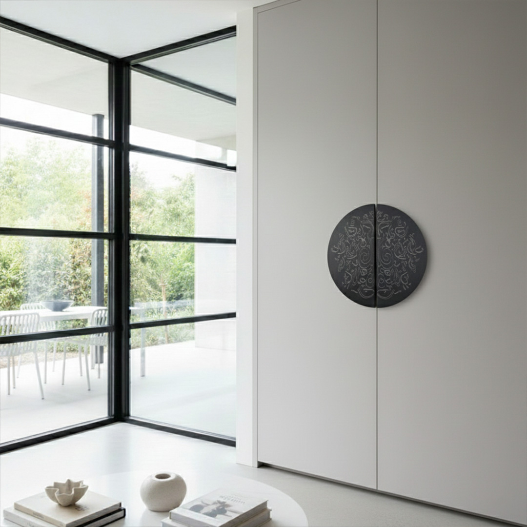 Luna Calligraphy Image 5